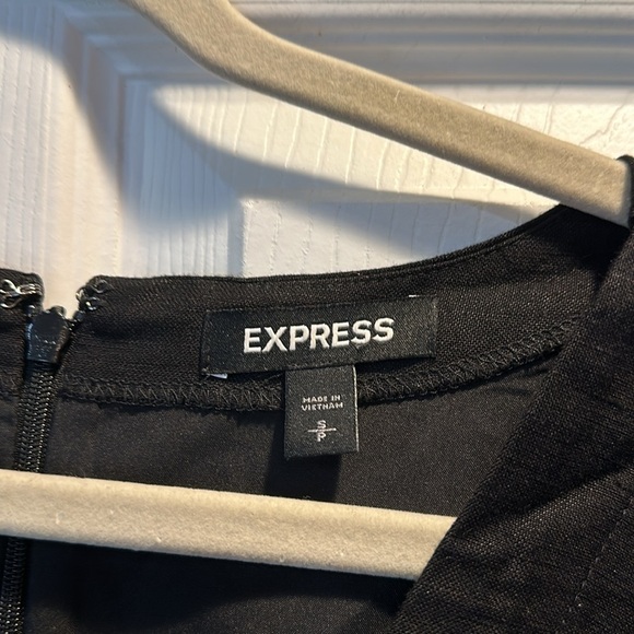 Express Black Linen Blend Puff Sleeve Romper S - Picture 3 of 10